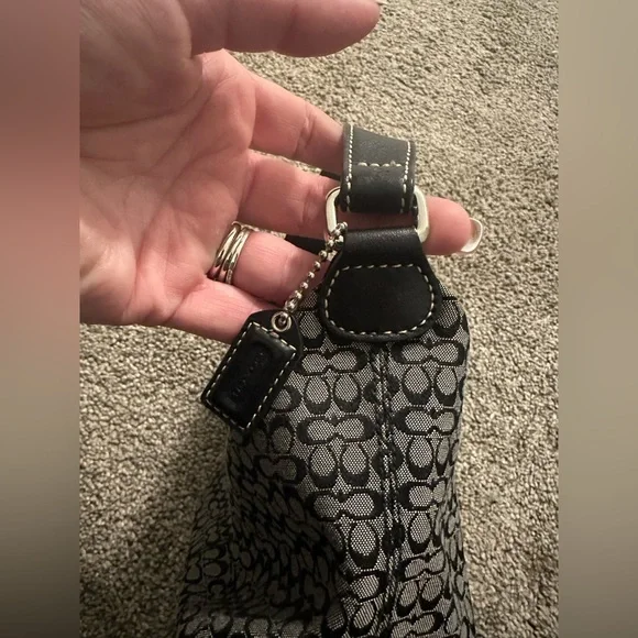 New without tags Coach mini bag - Picture 2 of 4